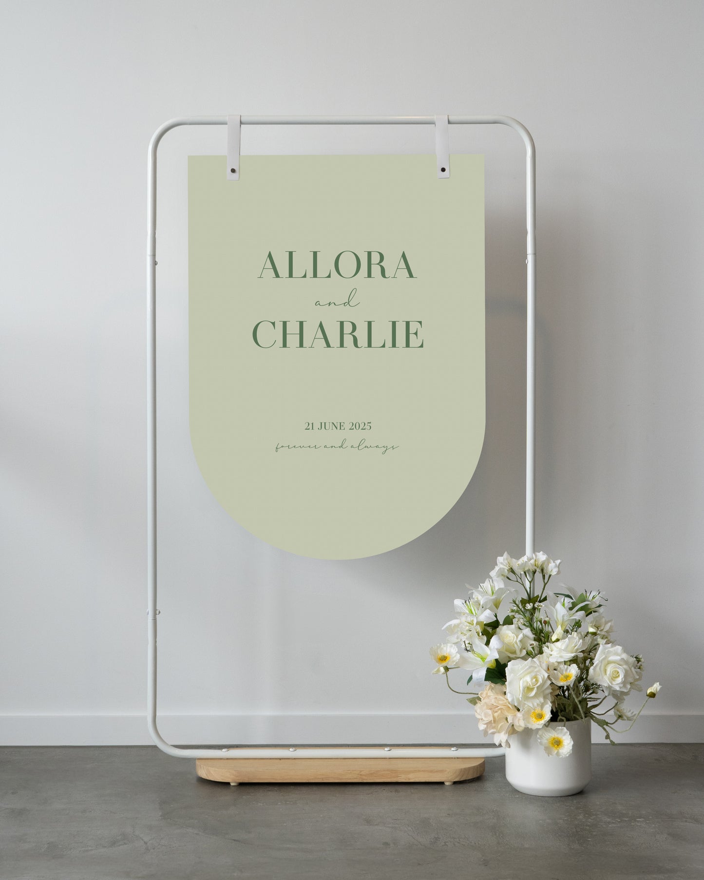 Versailles Welcome Sign