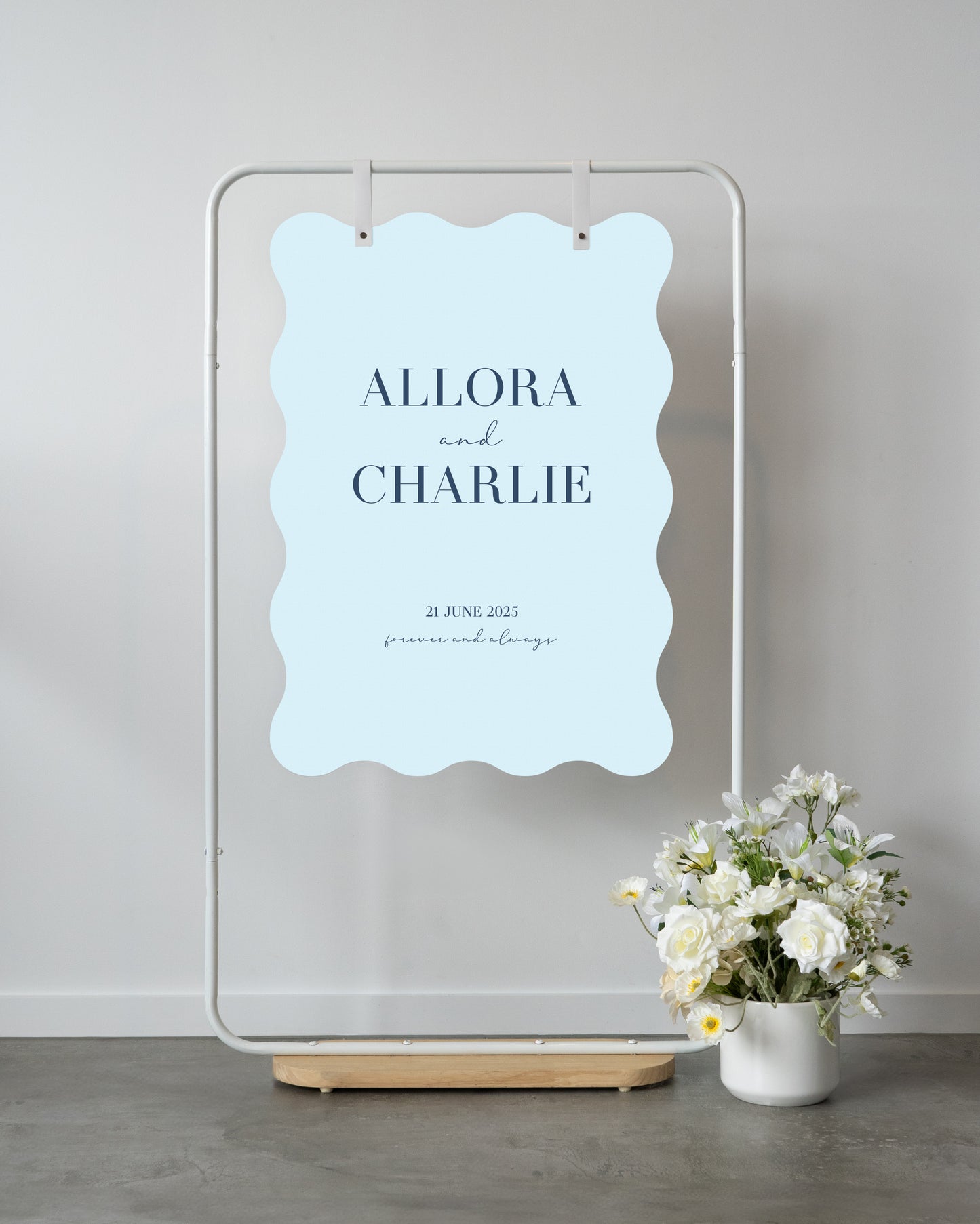 Versailles Welcome Sign