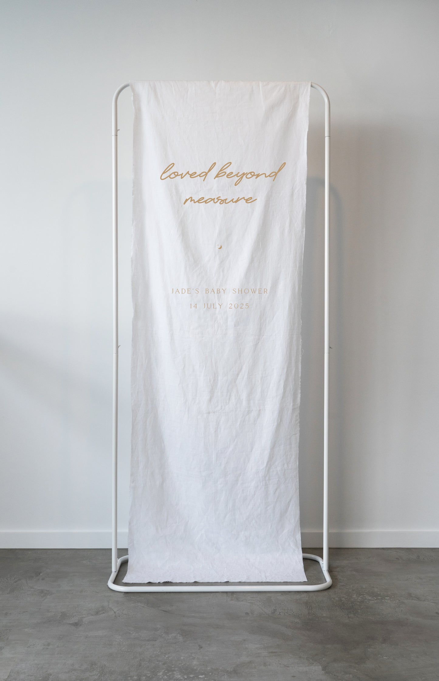 Yosemite Baby Shower Linen Sign