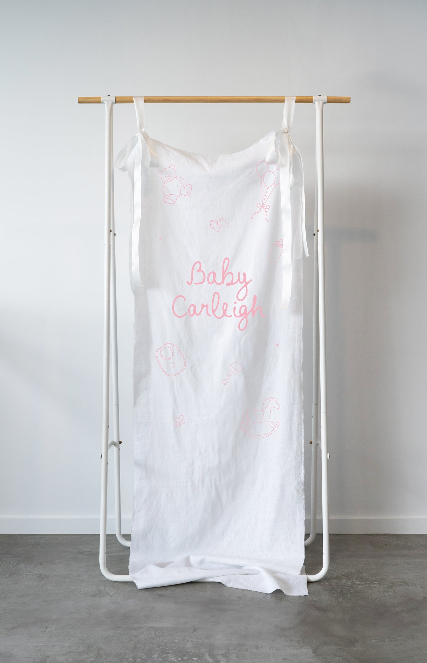 Danxia Baby Shower Linen Sign